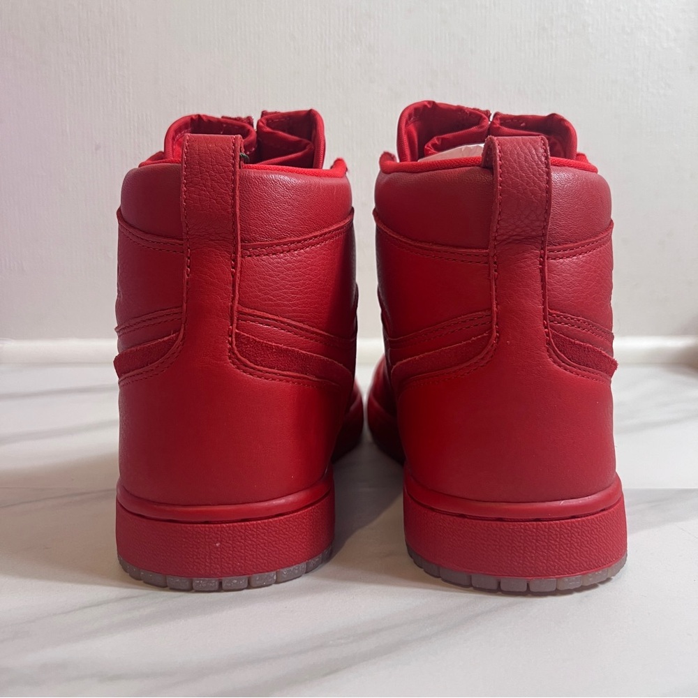 RARE, NEW Vogue x Jordan AWOK J1 High Zip Sneakers - Promo Version! - Picture 4 of 13